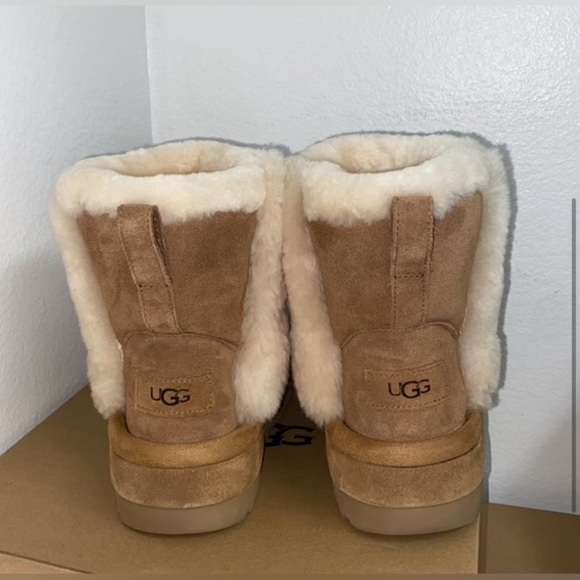 UGG CLASSIC CHILLAPEAK - Picture 3 of 7